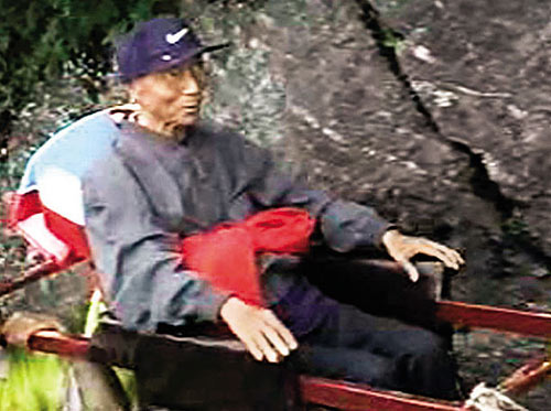 98年，90歲的邵逸夫登武當(dāng)山祭天