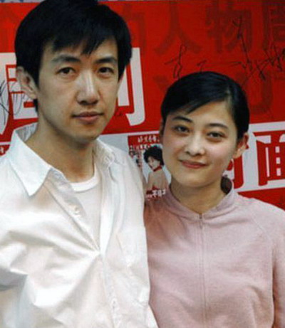 明星當(dāng)場(chǎng)被&apos;捉奸&apos;丑聞盤(pán)點(diǎn)：蕭亞軒遭男友驅(qū)趕圖