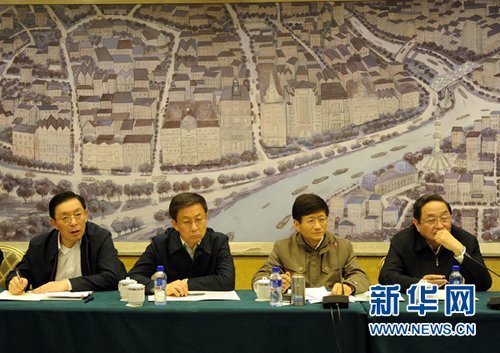 孟建柱:全力做好火災現(xiàn)場搜救傷員救治和事故調(diào)查工作