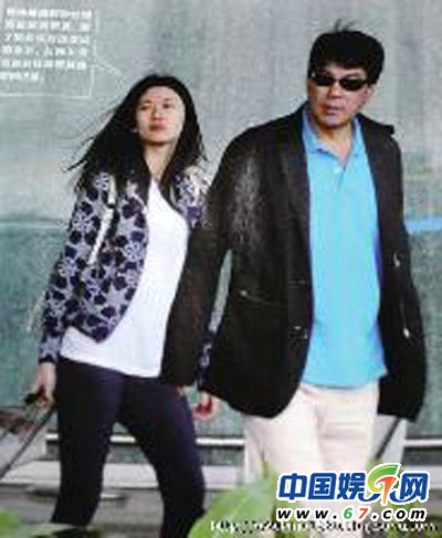 盤(pán)點(diǎn)娛樂(lè)圈驚人父女戀明星 心態(tài)不老吃嫩草