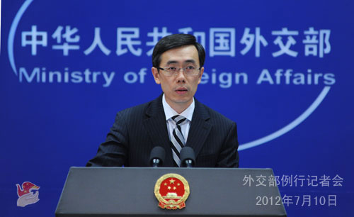 2012年7月10日，外交部發(fā)言人劉為民主持例行記者會(huì)。