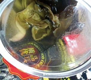 青島樂天馬特價(jià)格欺詐結(jié)賬翻一番 沃爾瑪一級(jí)黑木耳一泡變白