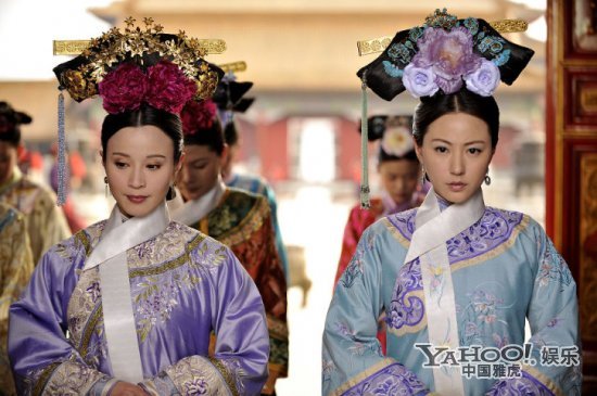 步步驚心——若蘭，劉心悠不喜歡清裝，但是總有人有顏有本事例外，若蘭就是 一個(gè)清裝的旗裝很死板，加上花盆底鞋，就像一樽高腳花瓶，而若蘭就是插在其中的一枝梅。