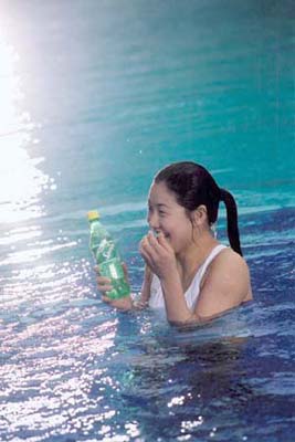 盤點娛樂圈明星絕版浴照 真性感