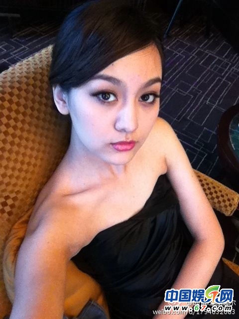 李晨嫩模前女友海量生活照曝光 新疆美女美艷