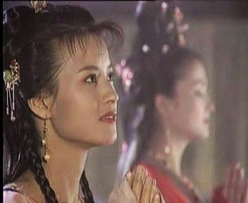 古裝美女今昔對(duì)比(三) 趙雅芝版馮程程驚艷遠(yuǎn)勝孫儷