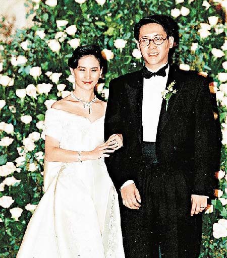 一線女星婚禮排場大PK 鐘楚紅百萬婚紗戰(zhàn)林青霞