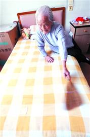育嬰師受熱捧養(yǎng)老護(hù)工無(wú)人問(wèn) 家政兩極分化