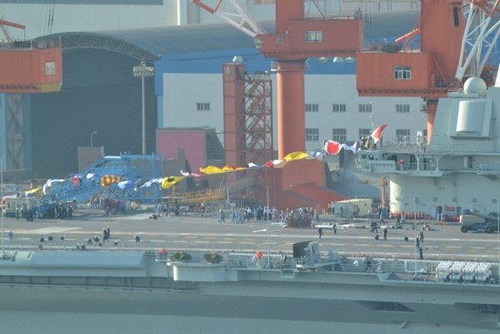 中船集團(tuán)：航母平臺仍屬廠方 交付時(shí)間待定