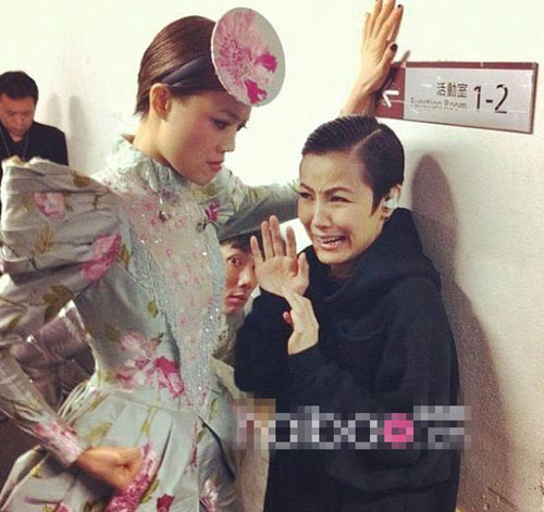 圖揭容祖兒何韻詩(shī)的愛(ài)恨情仇 高調(diào)公開(kāi)三角戀明星全曝光