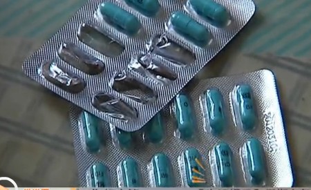 貝飛達膠囊20小時不化 青島市民服用后惡心吐出整顆