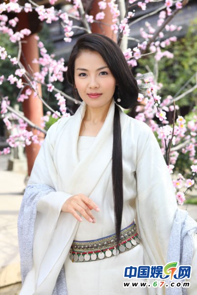 楊冪劉詩(shī)詩(shī)佟麗婭唐嫣 美艷大PK誰(shuí)是古裝女神