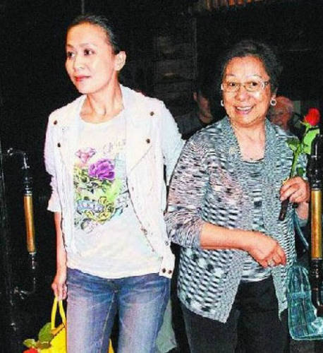 圖揭明星微妙的婆媳關系 天生的冤家難對頭