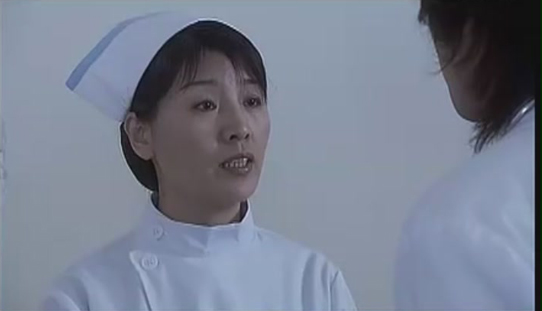 新四小花旦媽媽美艷照曝光 劉詩(shī)詩(shī)家底頗豐