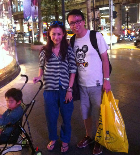 星二代奢華生活 出門都豪車接送