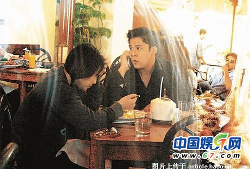 霍啟剛家族三代豪門(mén)婚姻:霍家媳婦個(gè)個(gè)是美女