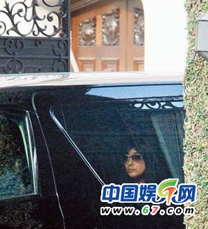 霍啟剛家族三代豪門婚姻:霍家媳婦個個是美女