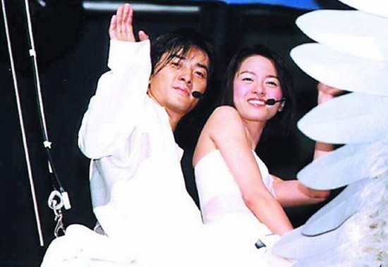 鄭伊健首次談三任女友 稱與梁詠琪愛情轟烈