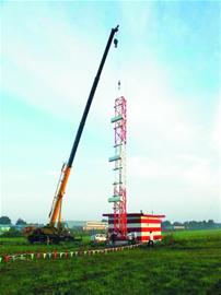 青島機(jī)場請空中國王驗導(dǎo)盲眼 飛機(jī)500米能盲降