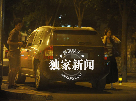 　隨著章子怡與撒貝寧戀情的曝光，小撒搭上了國際巨星，經(jīng)緯則也找到了自己的真愛。