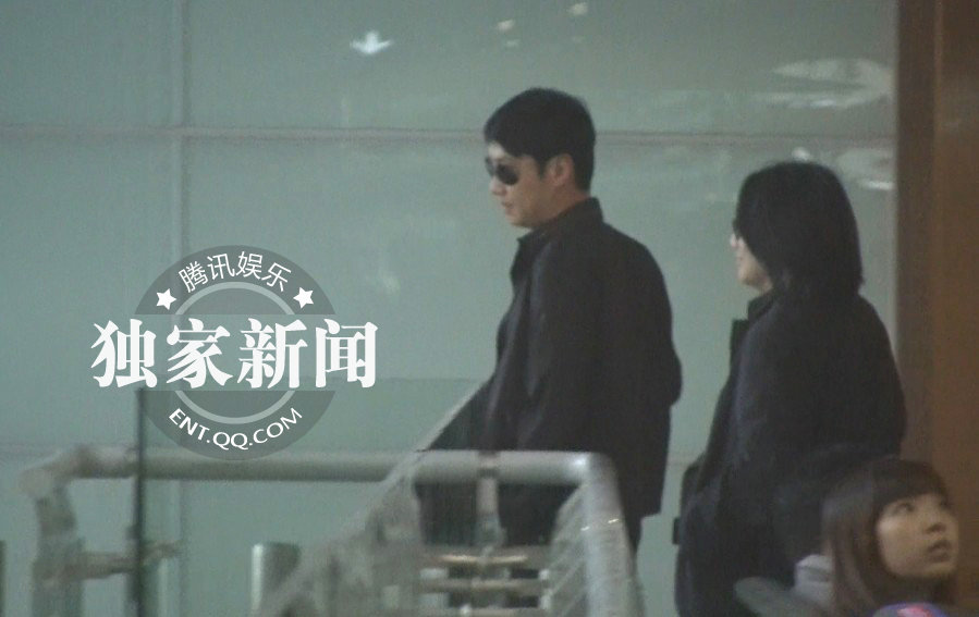 黎明人氣下滑被分家產 小縣城撈金奔波苦埋頭吸煙