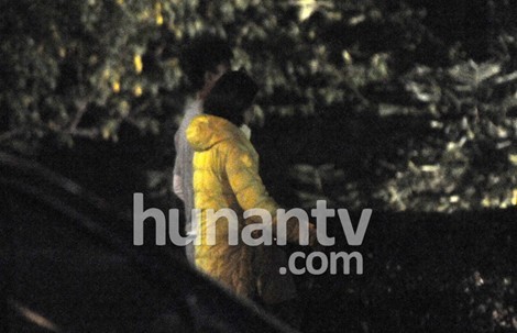 賈乃亮與岳母同行進(jìn)餐 學(xué)習(xí)伺候愛(ài)妻李小璐的招數(shù)