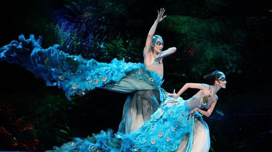 逆天生長的孔雀仙子楊麗萍 歲月太不公平了