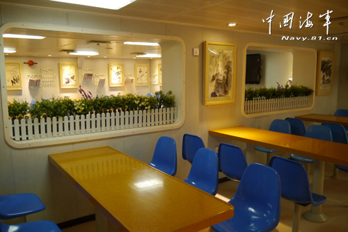 資料圖：遼寧艦中的生活區(qū)域。