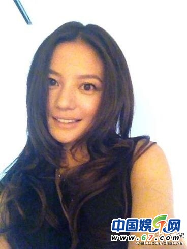 趙薇老公黃有龍首曝愛妻私房美照 網友調侃：家有仙妻終難藏