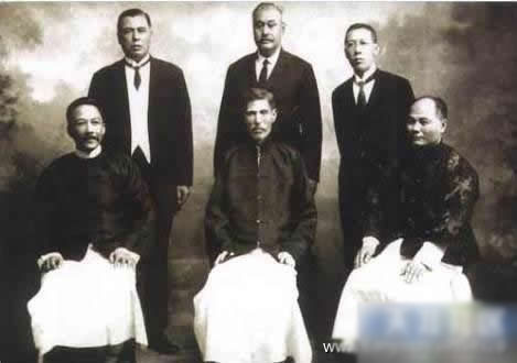 港澳臺(tái)五大豪門內(nèi)幕（一）：賭王何鴻燊家族揭秘與李小龍同族