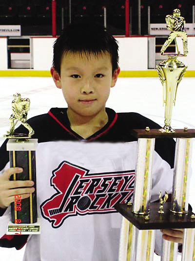 英達(dá)家族五代傳奇經(jīng)歷 慈禧親賜英姓有皇族血統(tǒng) 英達(dá)家族五代傳奇經(jīng)歷 慈禧親賜英姓有皇族血統(tǒng)