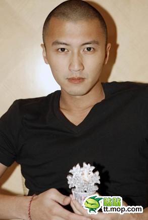 明星也玩網(wǎng)戀 搶屌絲活路??！