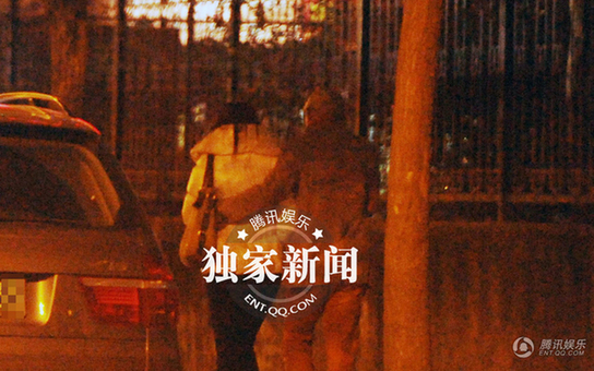 徐崢幽會(huì)神秘女