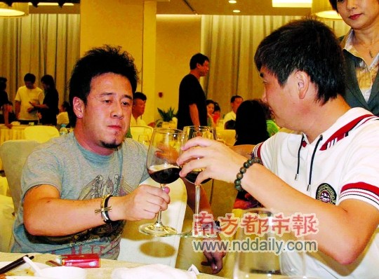 明星交惡錄 那英田震六年拒同臺(tái)