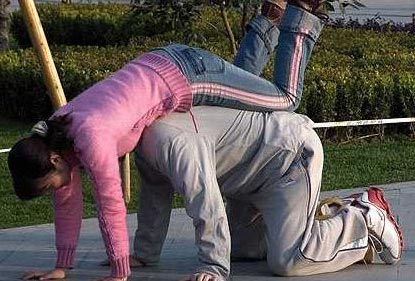 女人一發(fā)狠 誰也擋不??！