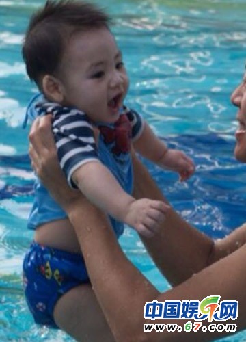 李嘉欣愛(ài)子小JM