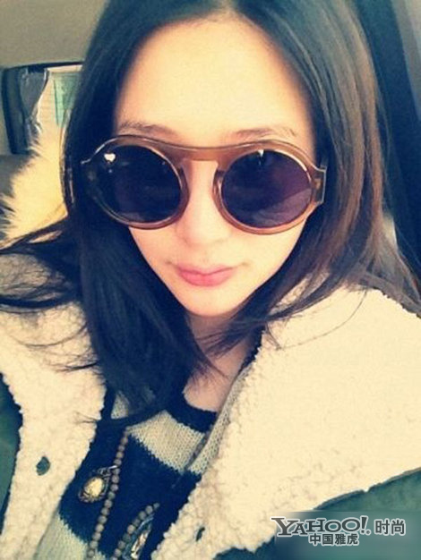 明星賣(mài)萌自拍 誰(shuí)是真嫩誰(shuí)是裝嫩