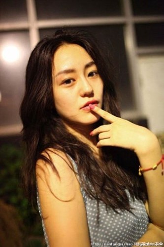 撒貝寧歷任女友揭秘 初戀清華才女美過(guò)國(guó)際章