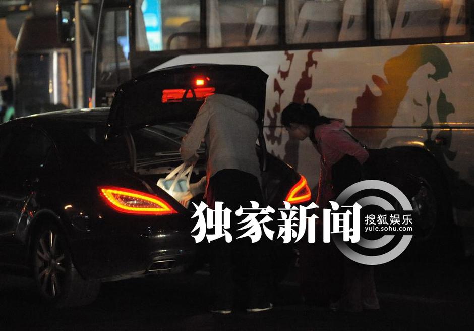 莫小棋返京百萬豪車接駕 新男友首曝光
