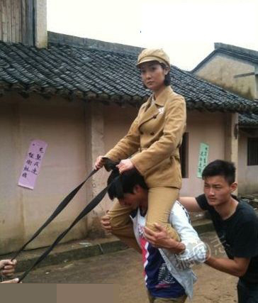 給跪了！網(wǎng)絡(luò)上的大神你們都學(xué)不來