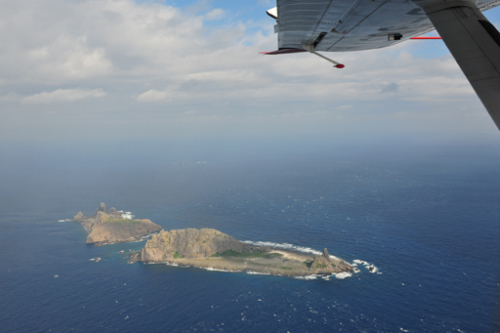 海監(jiān)飛機(jī)飛臨釣魚島遭日方攔截