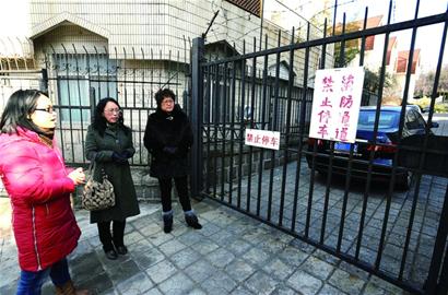 停車時，請給生命留條通道