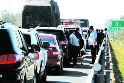 免費(fèi)高速”？“車在 途”！