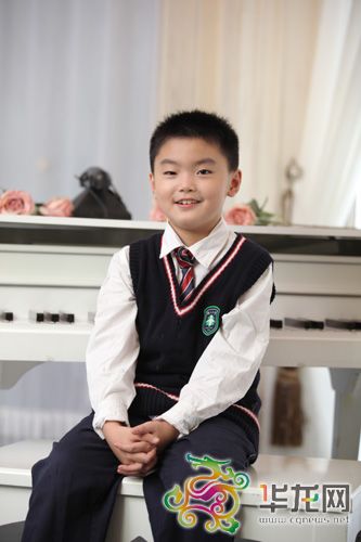 9歲男孩徐毅加入重慶市作協(xié)，成為重慶最年輕的作協(xié)會(huì)員。受訪者供圖 華龍網(wǎng)發(fā)
