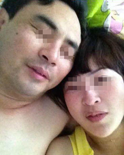 官員艷照頻出 木有節(jié)操??！