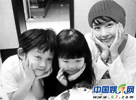 崔真實生前與一對兒女