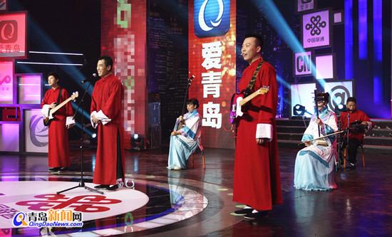 青島網(wǎng)絡(luò)春晚開啟草根狂歡 青島網(wǎng)絡(luò)春晚開啟草根狂歡