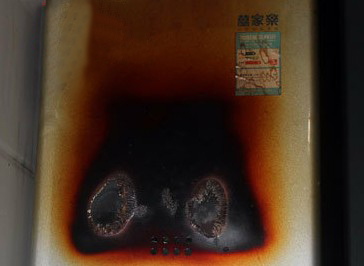 萬(wàn)家樂(lè)熱水器面罩燒焦 用戶苦等45天仍未更換