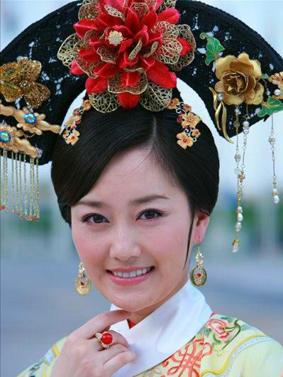 北影?；廊藞D譜 華妃蔣欣坎坷上位