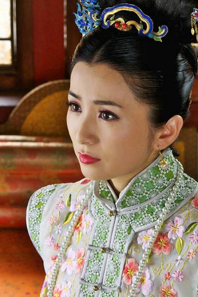 北影?；廊藞D譜 華妃蔣欣坎坷上位